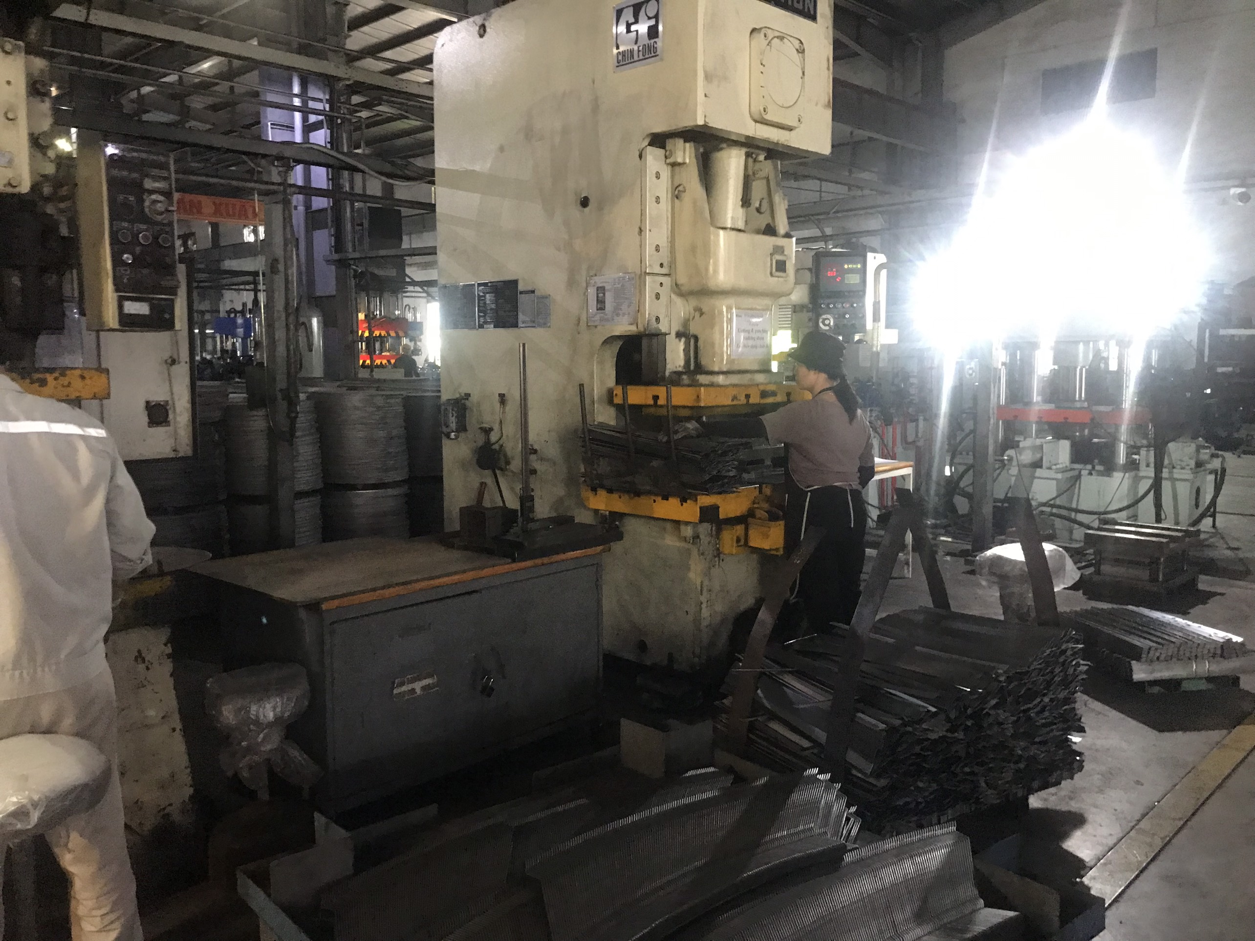 Stemping machine.jpg